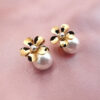 Floral pearl earrings