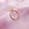 One stone golden finger ring