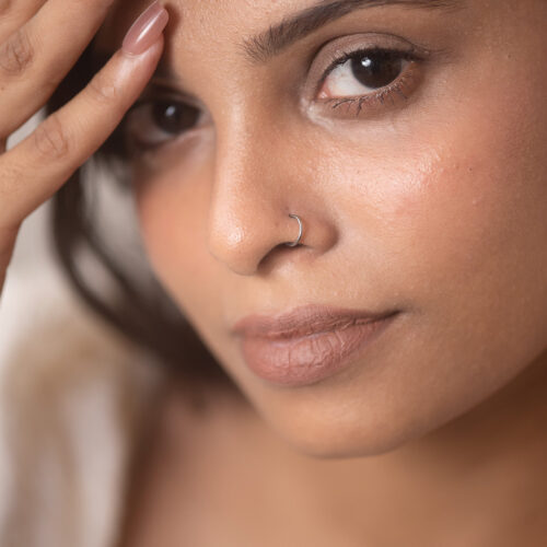 Alternative view of Mira titanium hoop (Silver | 20 gauge | 1 pc)