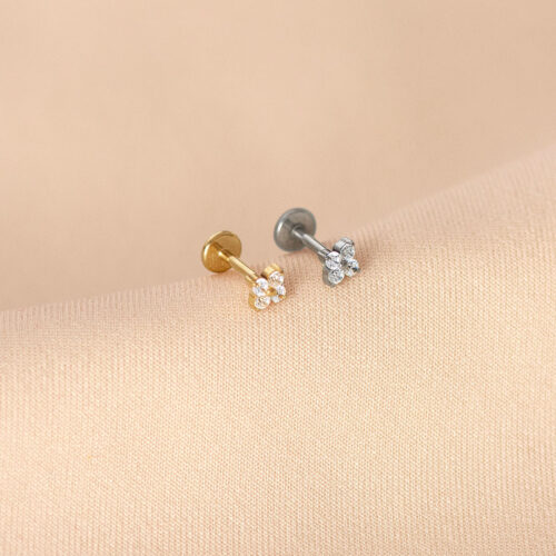 Blossom titanium upper ear stud (1 pc)