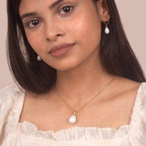 Alternative view of Celene drop set (gold)