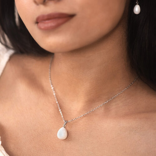 Alternative view of Celene drop set (silver)