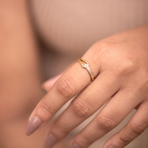 Luna arc ring (gold)