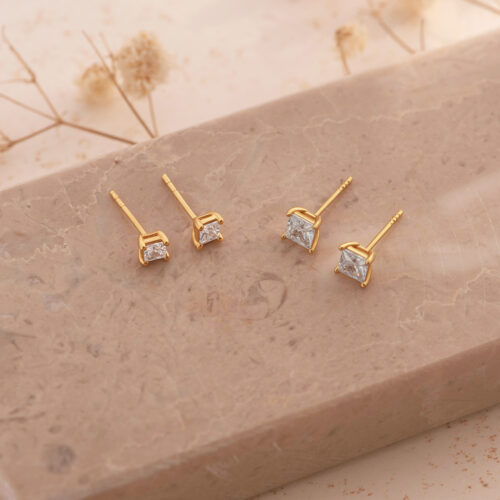 Alternative view of Atlas stud